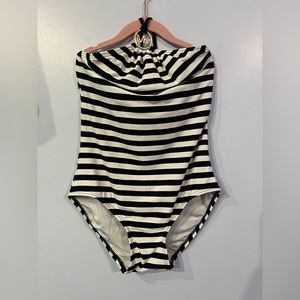 Michael Kors womens small black white stripe one piece swimsuit medallion Sz 6